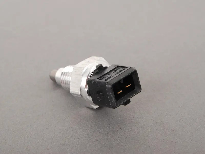 back-up light switch 99660613300