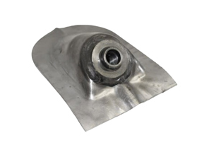 Montagebeugel voorasdrager. Porsche 914 - 91450116410 - PP335C, P335C