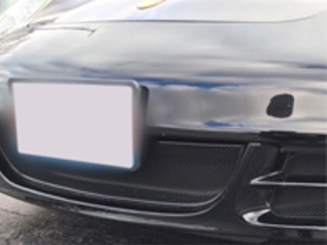 Grille métallique de la grille centrale du pare-chocs avant. Porsche 997 Gen 1
