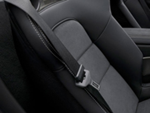 Dreipunkt-Sicherheitsgurt vorne, schwarz. Porsche 918 Spyder 2015>> - 95B857705C, 95B857705CHCP, 95B857705COR1, 95B857705COP2, 95B857705COA5, 95B857705COC7, 95B857705COB6, 95B857705C62S, 95B857705CM3C, 95B857705CM7U