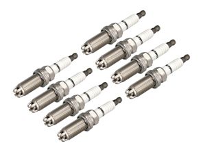Bougies d'allumage (lot de 8). Porsche 957 Cayenne / 958 Cayenne / Panamera V8 - 99917013090