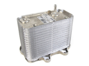 Radiatore dell'olio del radiatore sul motore. Porsche 997 3.8L - 99710702500, 8MO376729621, 8MO 376 729-621, 99710702502 - CLC61000P