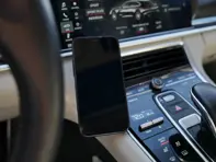 ExactFit magnetische Telefonhalterung. Porsche 958 Cayenne 2017 - PM0198, PM01.98