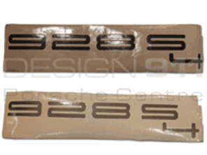 928S4 - Insignia. Porsche 928 S4 - 92850533506, 92850533507
