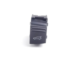 Rear Tailgate Switch. Porsche 955 Cayenne - 955613159006N3