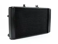 Kühler Wasser/Kühlmittel aus Aluminium in der Mitte. Porsche Boxster 981 / Cayman 981 - 95110603107, 95110603150, 95110603101, 95110603102, 95110603103, 95110603104, 95110603105, 95110603106, 9511060310, 1614200703 - 7088