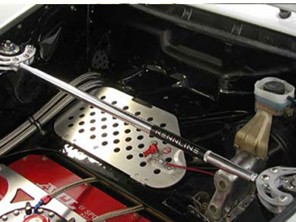 Domstrebe - Fachwerkhalterung - 2-Punkt von Rennline. Porsche 911/912/930 - SB8091B, SB8091S