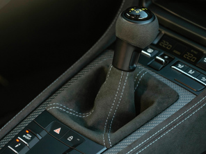 PDK-Sportschalthebel- und Schaltsack-Upgrade-Kit, schwarzes Race-Tex / graue Nähte. Porsche 718 / 991.2 / 991 GT3 - 982713120APO2