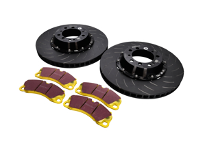 EBC Racing vorn Zweiteilige schwimmend gelagerte Bremsscheibe und Yellowstuff Belagkit. Porsche 991 Turbo / 981 Cayman GT4 - P2DK039Y, 99135140502, 99135140602, 99135194704 - DP42206R, SG2F016