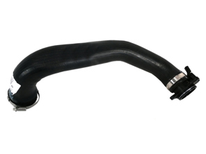 Manguera de presión del enfriador de aire de carga, inferior derecha. Porsche 971 Panamera 2.9L - 971145708R, 971145708AC, 971145708AS, 971145708BF