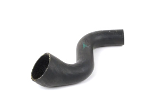 Manguera inferior del radiador a la bomba de agua. Porsche 944 1982-85 - 94410623705