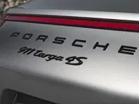 Stemma posteriore nero 'PORSCHE 911 TARGA 4S' per Porsche 991.2 - 99104480384041