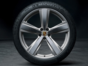 Cerchi in lega sportivi Macan da 21' dal design esclusivo e pneumatici estivi originali Porsche - 95B044668K