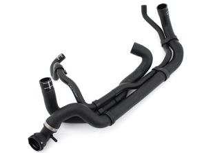 Tubo flessibile superiore del liquido di raffreddamento dell'acqua. Porsche 958 Cayenne 3.6L - 95810640111, 95810640110