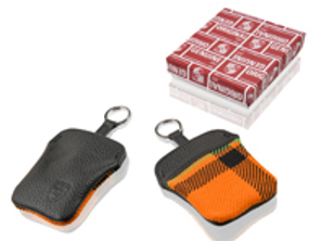 Schlüsseletui in orange Schottenkaro mit geprägtem Porsche Wappen - PCG91410010