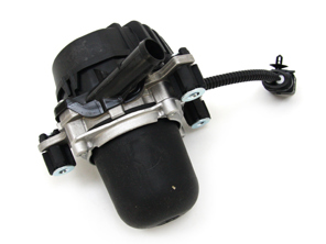 Pompe d'injection d'air secondaire. Porsche 955 Cayenne S / Turbo - 95560510421, 95560510420, 95560510510, 95560510511 - AP 95560510420, AP 95560510510