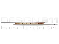 仪表板徽章“PORSCHE”。保时捷 356