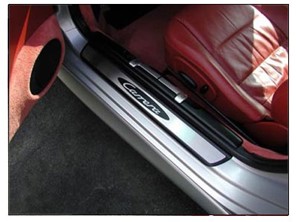 Superpositions de plaque de seuil en acier inoxydable Rennline. Porsche 996/986/997/987/Caïman