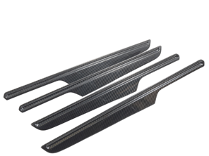 Kit de garnitures de porte Rennline en fibre de carbone. Porsche 95B.1 Macan - 95B867409, 95B867410, 95B867409COH3, 95867410COH3, 95B867061, 95B867062, 95B867061COH3, 95B867062COH3 - I162