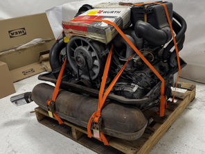 Porsche 911 3,2-Liter-Motor 930/21 mit Steuergerät und Kabelbaum - 93010022102