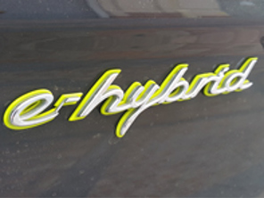 E-HYBRID insigne de porte avant Chrome et Vert Acide pour Porsche 970 Panamera HYBRID - 97055924501, 97055924601