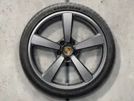 Juego de ruedas de 20"/21" Turbo Exclusive Design con neumáticos de verano para 992 Turbo PCD 5/130 - 00004460741