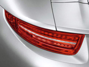LED-Heckleuchte serienmäßig. Porsche 991 Carrera RHD Autos - 99163114312, 99163114312, 99163114414, 99163114314, 99163114415, 99163114315, 99163114313, 99163114413