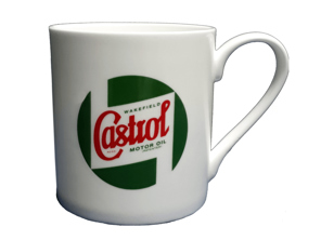 Klassischer Porzellanbecher von Castrol.