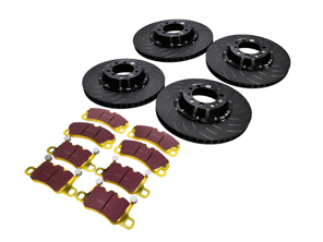 EBC Racing Disque de frein flottant en deux parties et kit de plaquettes yellowstuff. Porsche 991 turbo / 981 Cayman GT4 - P2DK045Y, 99135140502, 99135140602, 99135194704, 99135240703, 99135240803, 99135294705 - DP42206R, DP42207R, SG2F012, SG2F016