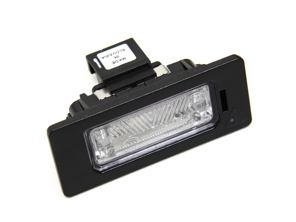 Eclairage de plaque d'immatriculation. Porsche 970 Panamera >>2013 - 1K8943021C, 958943021A, 7PP943021