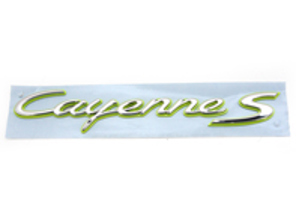 Stemma per cofano posteriore 'CAYENNE S' in cromo e verde acido per Porsche 958 Cayenne S HYBRID - 95855967551, 95855967550