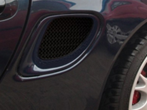 Ensemble de grilles d'aération latérales en acier inoxydable Zunsport. Porsche Boxster / Boxster S 986 - ZPR17906, ZPR17906