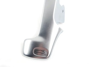 Poignée d'ouverture du capot arrière. Porsche 996 >>2000 RHD Voitures - 99655151206V01, 99655151208, 99655151108