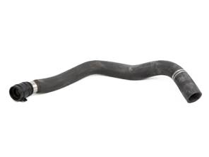 Wasserkühlschlauch oben. Porsche 958 Cayenne 4,8L V8 2010–2017 - 95810640200